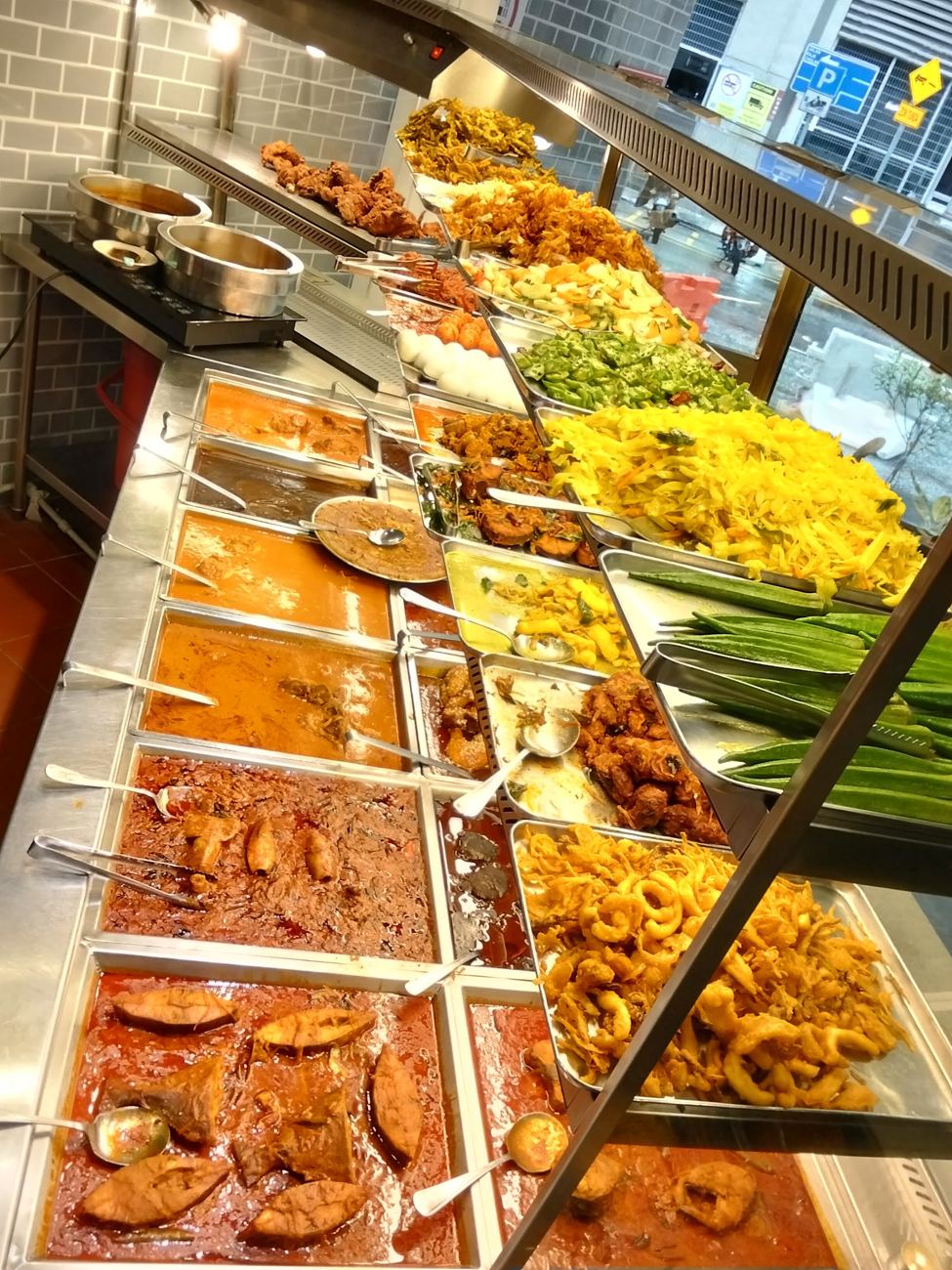 The full curry counter